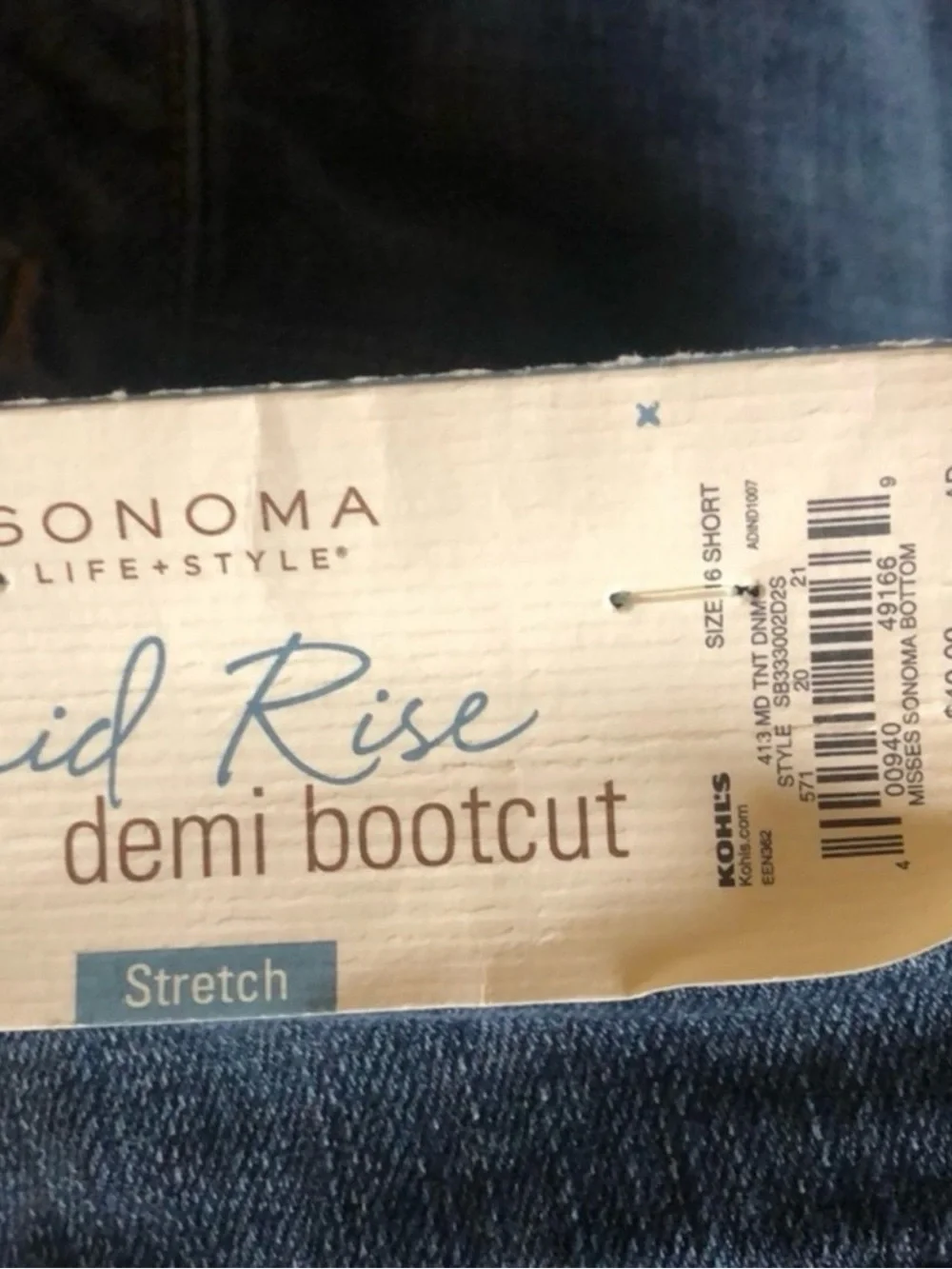 New Sonoma Jeans Women’s Casual Mid Rise Demi Bootcut Denim Blue Jeans Size 16